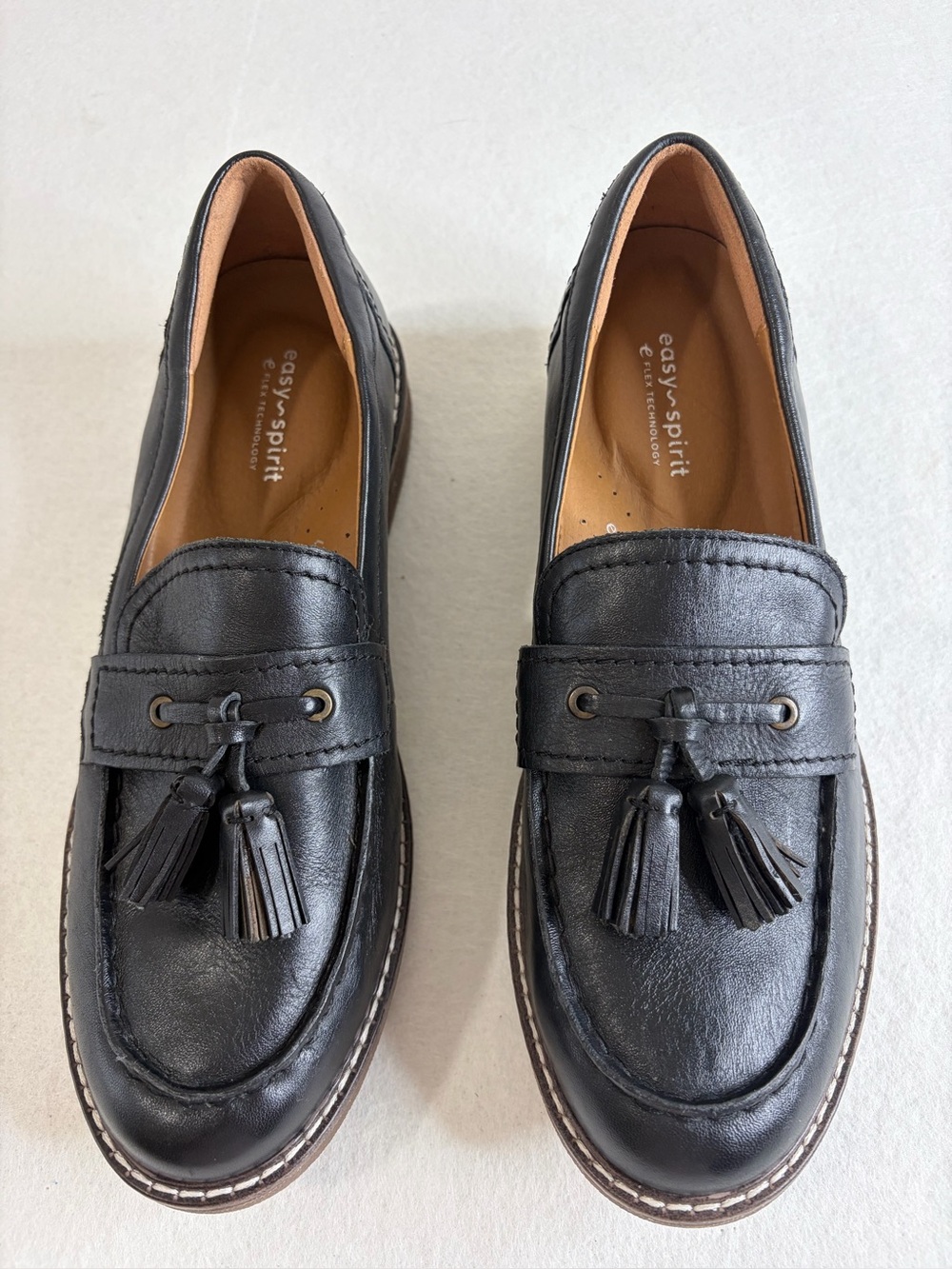 Easy Spirit Sejanelle , black Loafers size 9